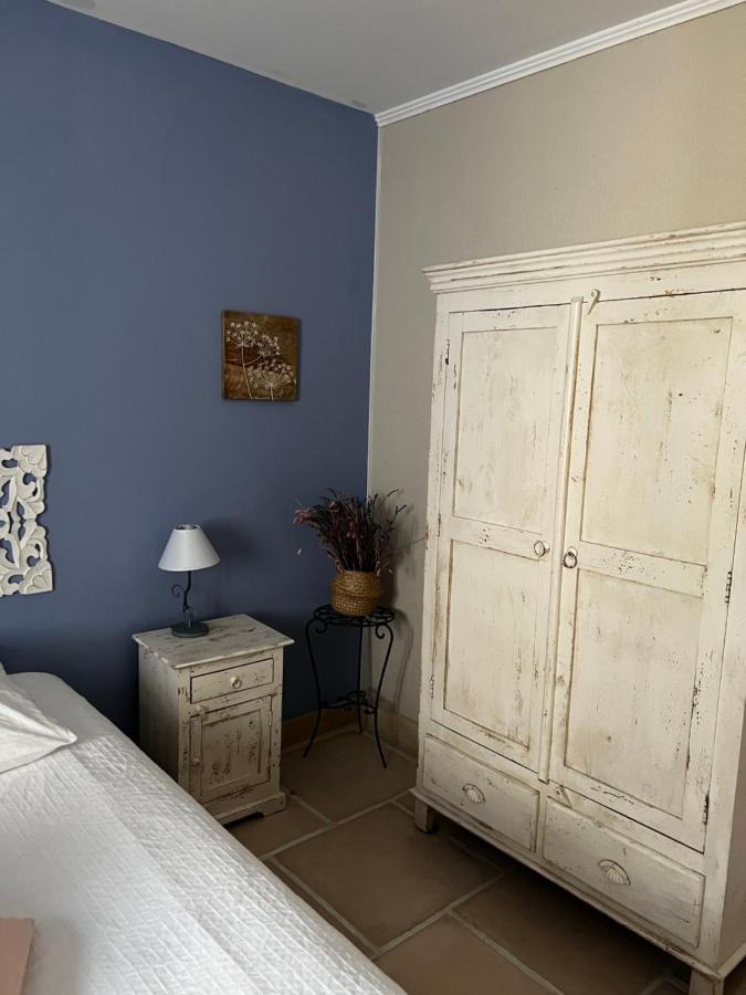 Villa Quinissole Sainte-Anastasie-sur-Issole Bagian luar foto