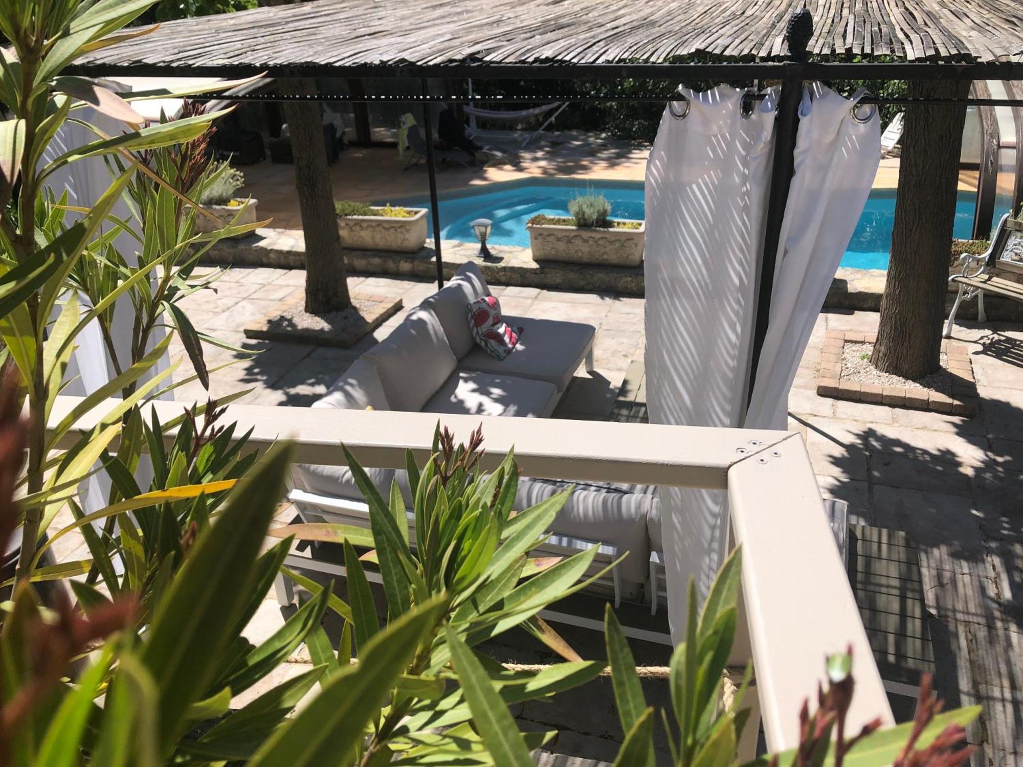 Villa Quinissole Sainte-Anastasie-sur-Issole Bagian luar foto