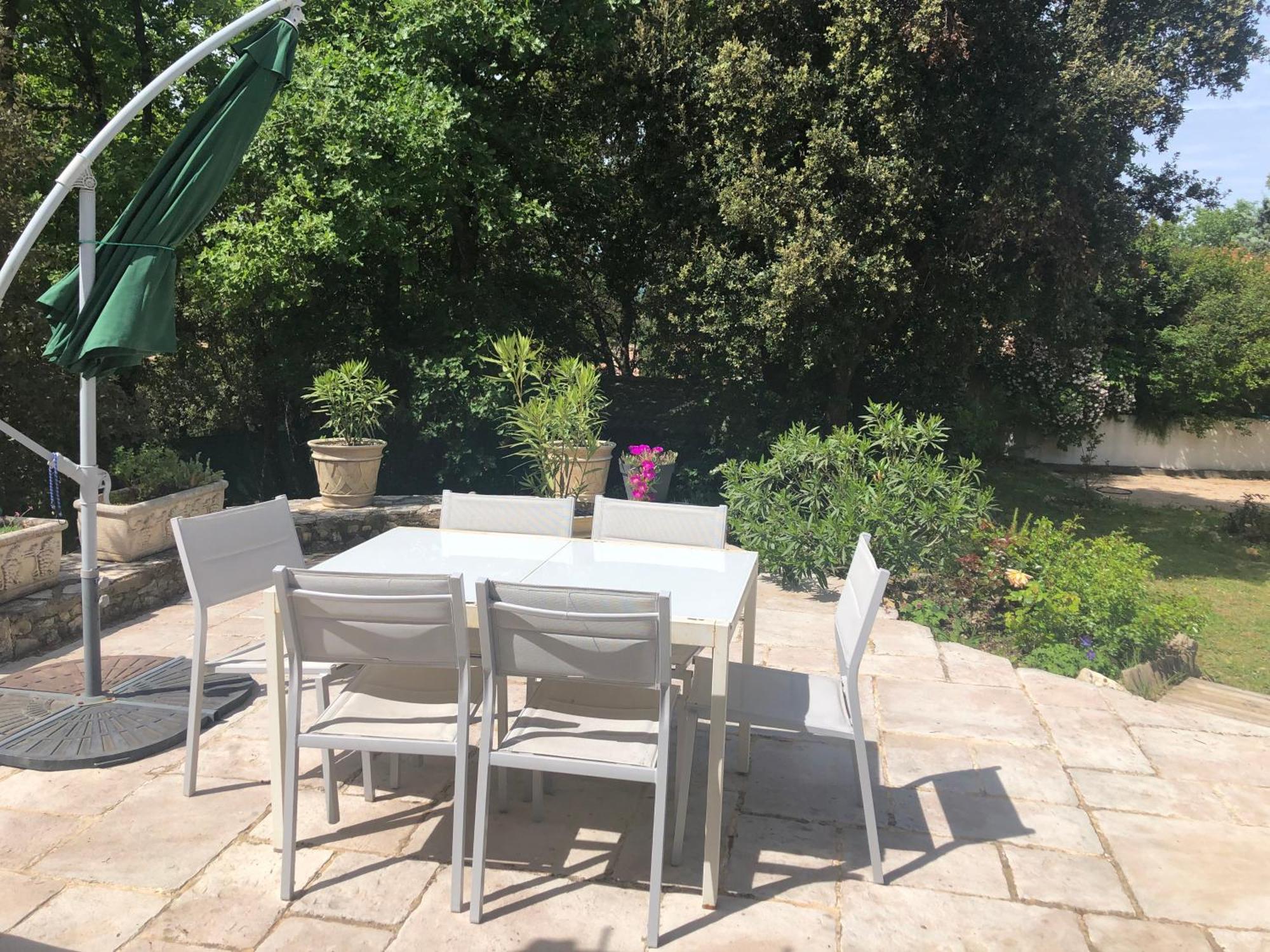 Villa Quinissole Sainte-Anastasie-sur-Issole Bagian luar foto