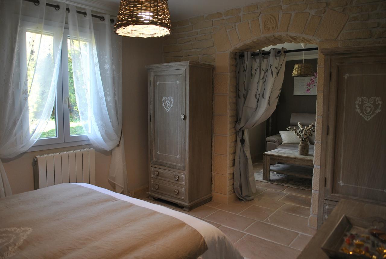 Villa Quinissole Sainte-Anastasie-sur-Issole Bagian luar foto